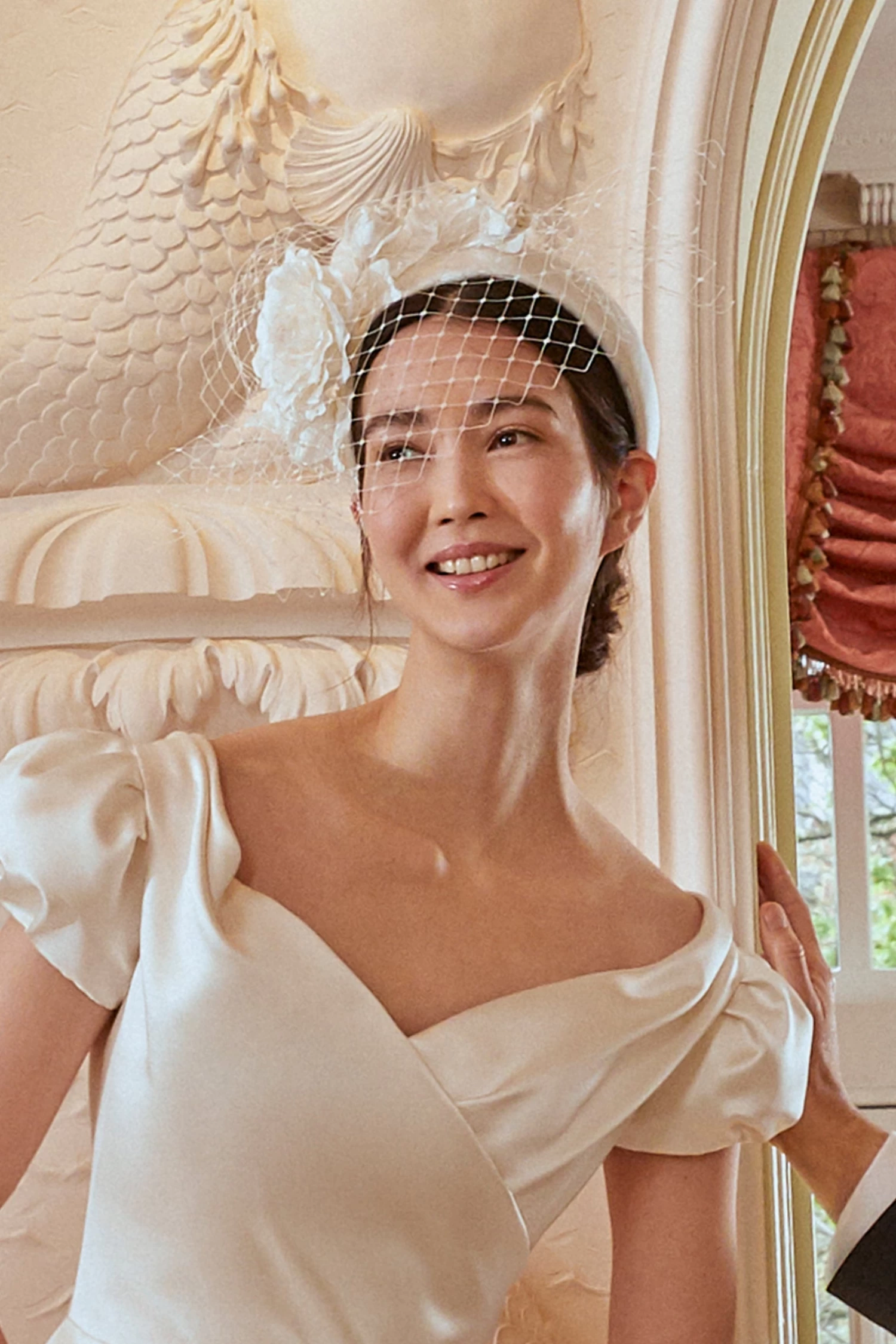 Chic Hats Shop -Chic Hats Shop BRIDGET HEADBAND LIFESTYLE SHOT 1