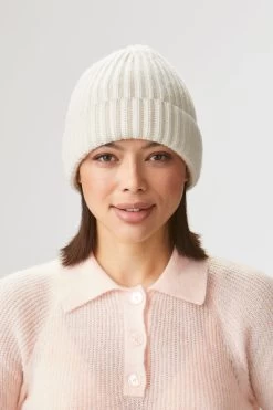 Rannoch Cream Cashmere Beanie -Chic Hats Shop RANNOCH CREAM CASHMERE BEANIE EDITED 2