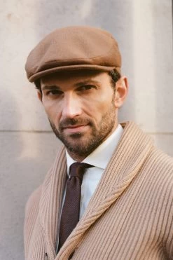 The Auric -Chic Hats Shop THE AURIC LIFESTYLE SHOT 2